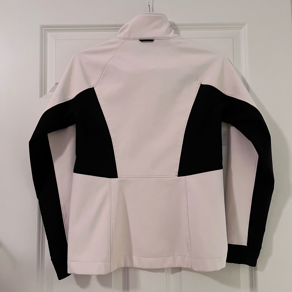 North Face White Lightweight Lined Shell Jacket. … - image 3
